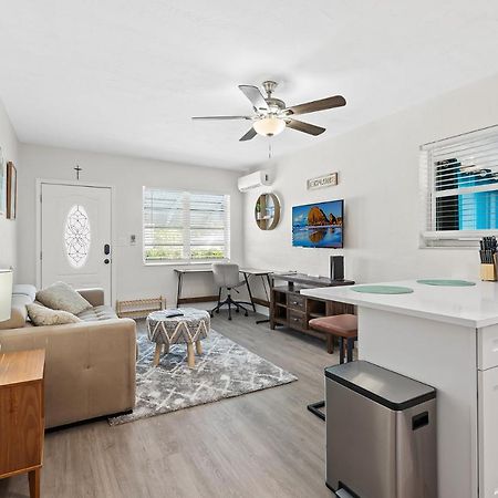 Comfy Bnb W/ King Bed + Work/Travel + Beach 8 Min Hallandale Beach Buitenkant foto