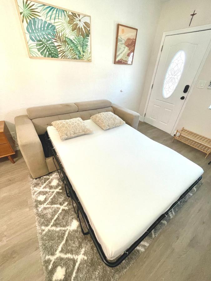 Comfy Bnb W/ King Bed + Work/Travel + Beach 8 Min Hallandale Beach Buitenkant foto