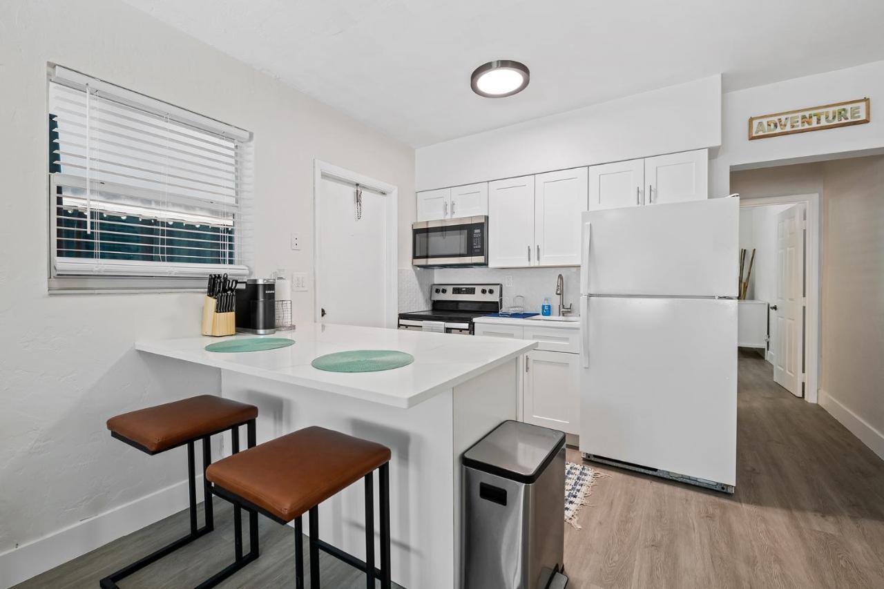 Comfy Bnb W/ King Bed + Work/Travel + Beach 8 Min Hallandale Beach Buitenkant foto