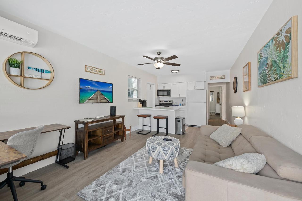 Comfy Bnb W/ King Bed + Work/Travel + Beach 8 Min Hallandale Beach Buitenkant foto